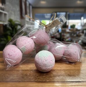 Daisy Cow Small Watermelon Bath Bombs Pack of 6